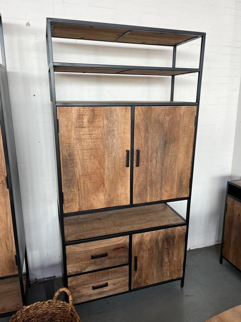 Magazijn leegverkoop vakkenkast industrieel mangohout metal, Hout, Nieuw, Ophalen of Verzenden, Info@wkhome.nl
