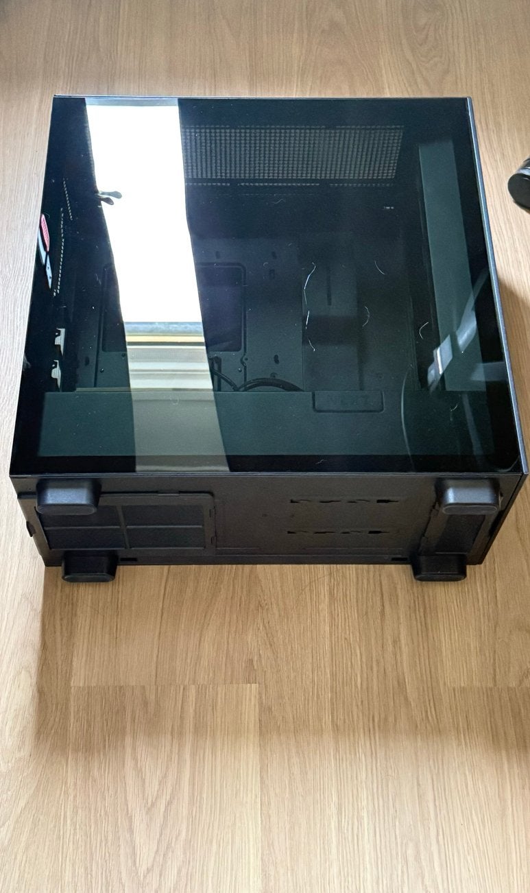 NZXT H7 Flow PC-behuizing - Zwart, Ophalen of Verzenden, Zo goed als nieuw