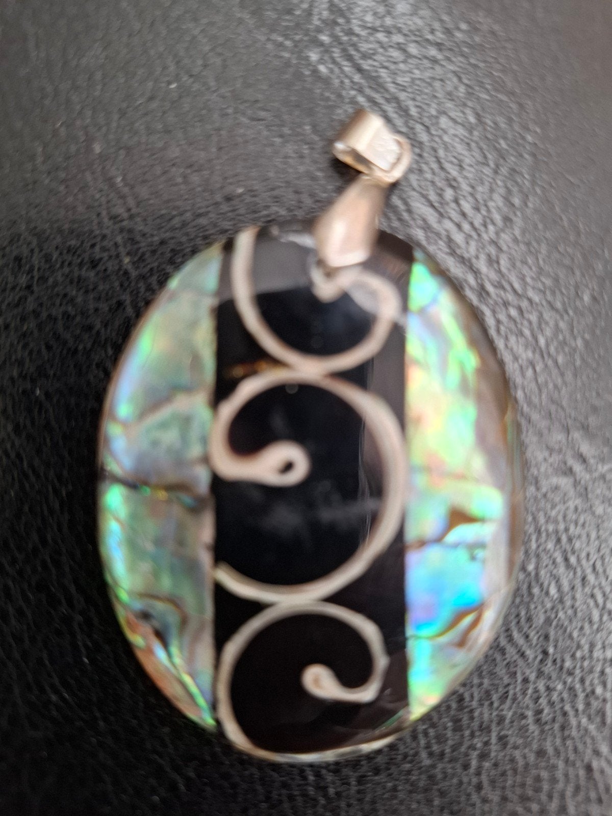 Ovale Paua Abalone Schelp Hanger met 18KGP Witgoud, Verzenden, Steen of Mineraal
