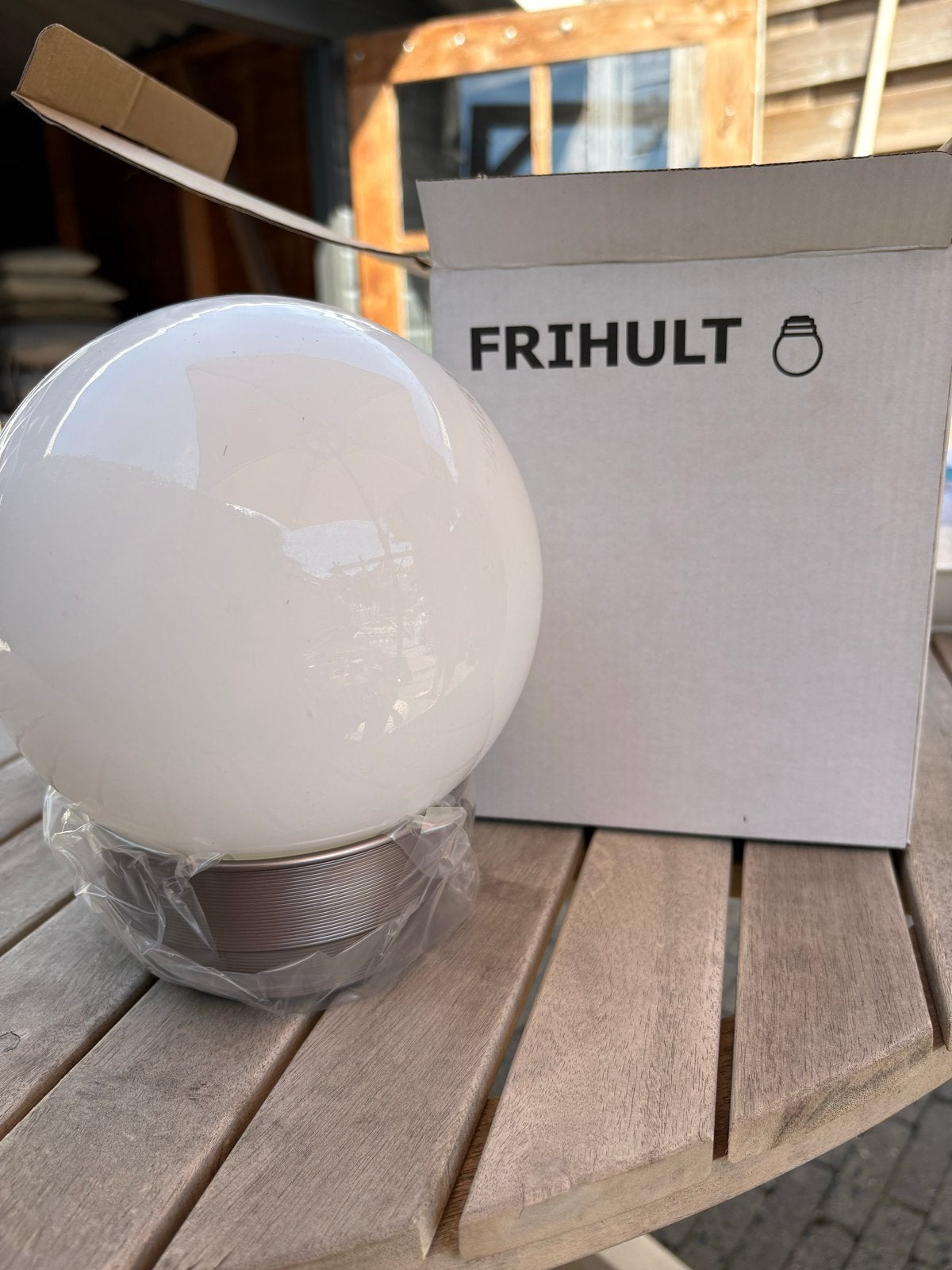 IKEA FRIHULT NIEUW IN DOOS Plafondlamp/Wandlamp - Wit Glas, Wit, Nieuw, Glas, Ophalen of Verzenden