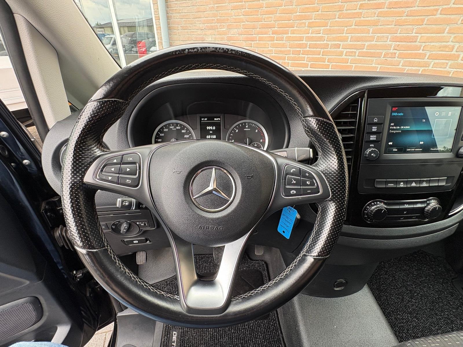 Foto 5 van Mercedes-Benz Vito 114CDI 136PK Lang 9G-Tronic / Carplay / D