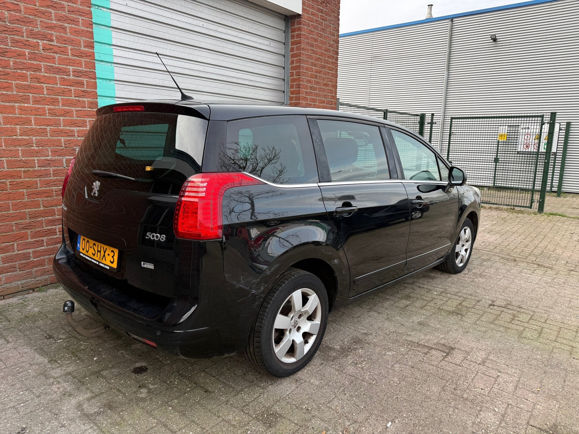 Peugeot 5008 1.6 THP Family 7p. NAV.+ Clima Bj:2011 NAP!, Auto's, Voorwielaandrijving, Euro 5, Gebruikt, Zwart