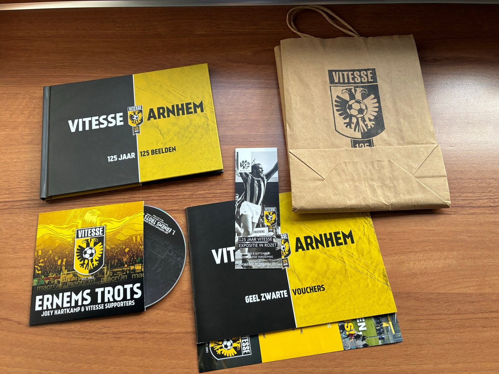 Vitesse Arnhem Fanpakket - Boek, CD, Vouchers., Ophalen of Verzenden, Nieuw