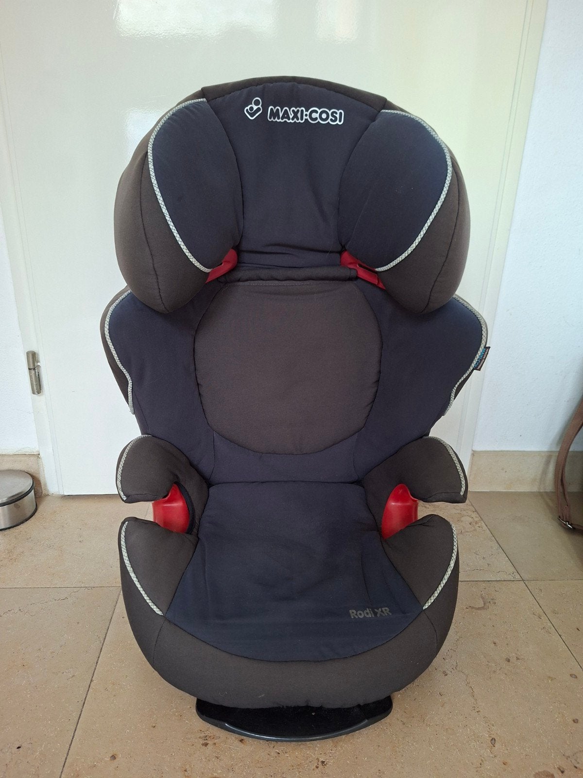 Maxi-Cosi Rodi XR autostoel - veel gebruikt, Kinderen en Baby's, Autostoeltjes, Ophalen, 15 t/m 36 kg, Zijbescherming, Maxi-Cosi
