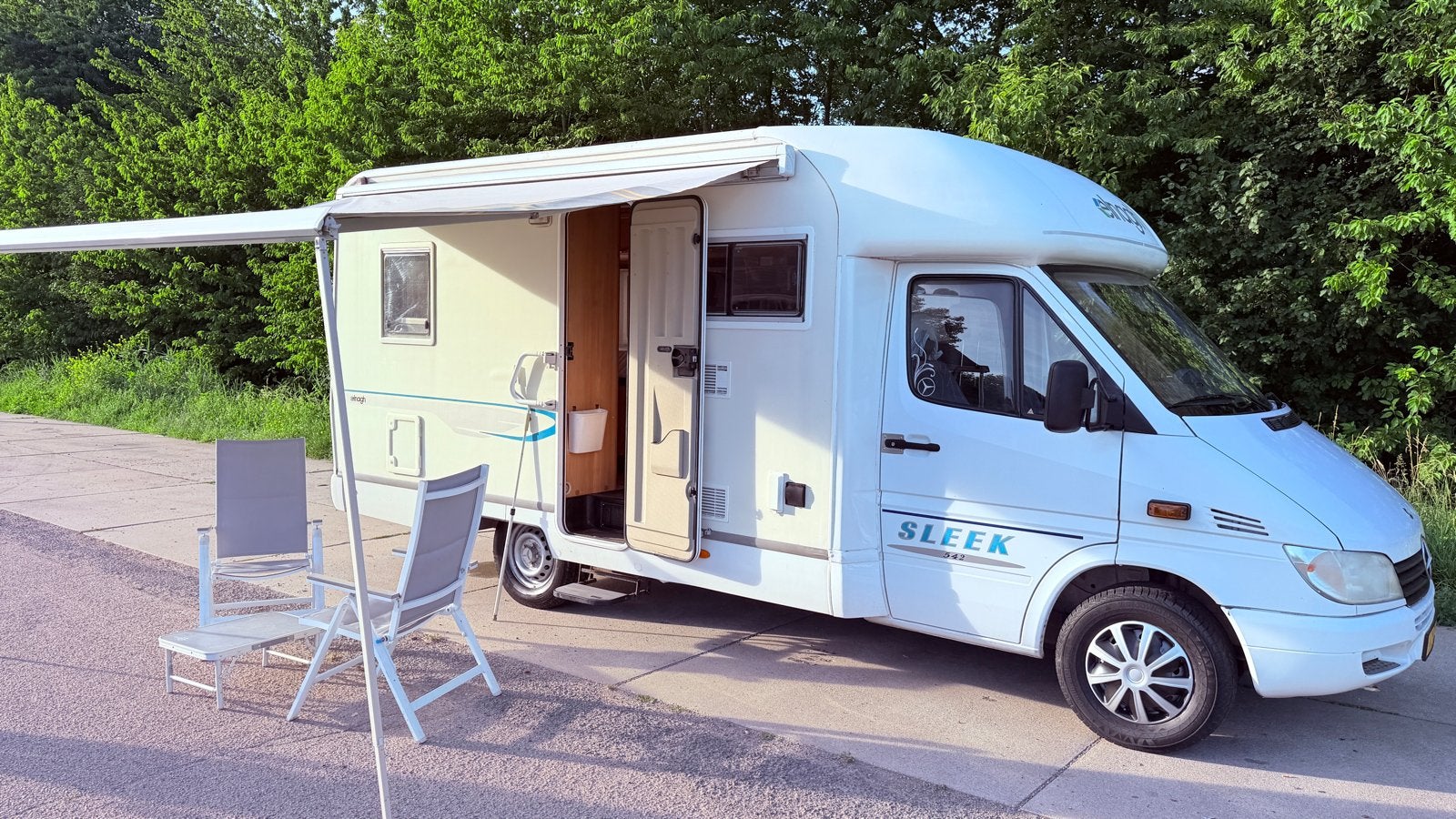 Elgnagh Sleek Camper - Mercedes-Benz Sprinter, Standaard zit, Alkoof, Ringverwarming, Fietsendrager