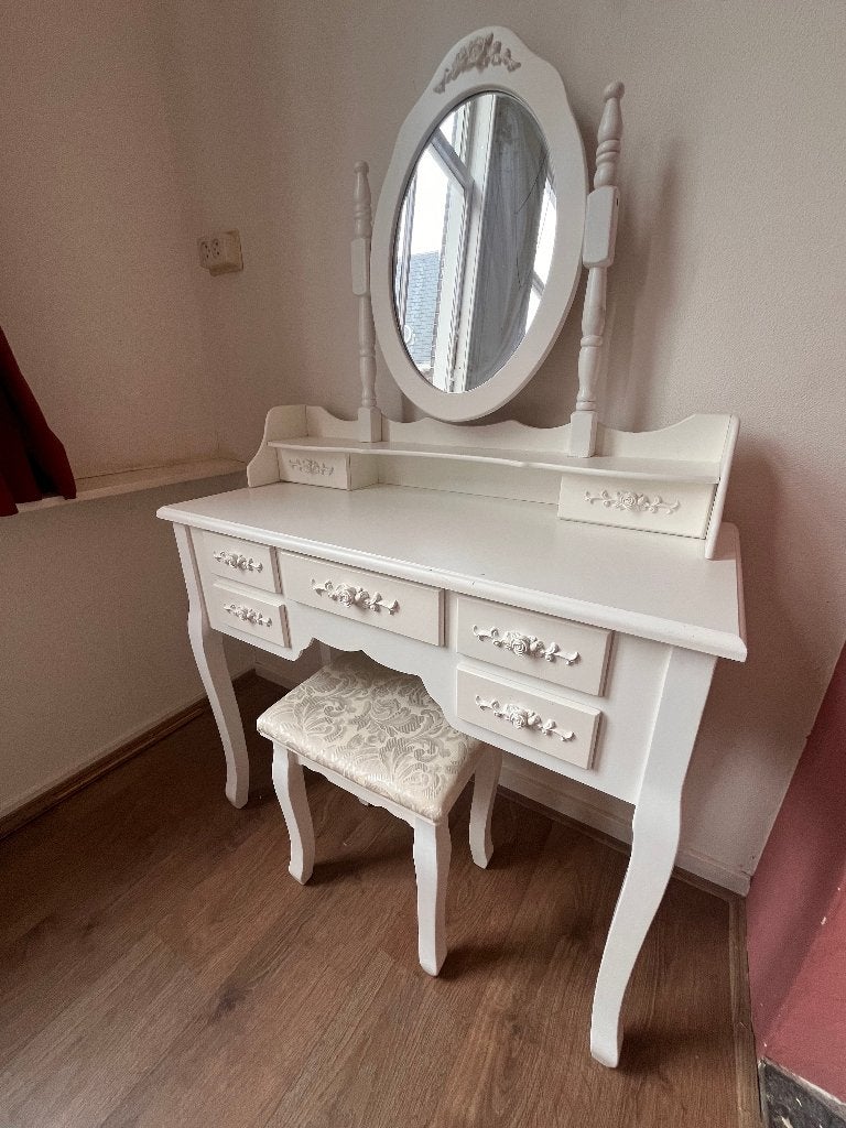 Make-up kaptafel set met kruk, Ophalen, 100 tot 150 cm, 100 tot 150 cm, Zo goed als nieuw