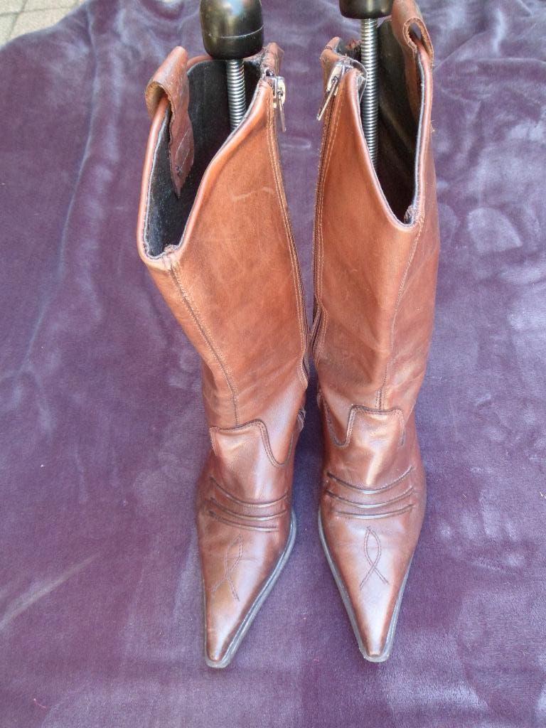 Bruine leren cowboylaarzen / puntlaarzen mt.39, Kleding | Dames, Schoenen, Hoge laarzen, Ophalen of Verzenden, Zo goed als nieuw