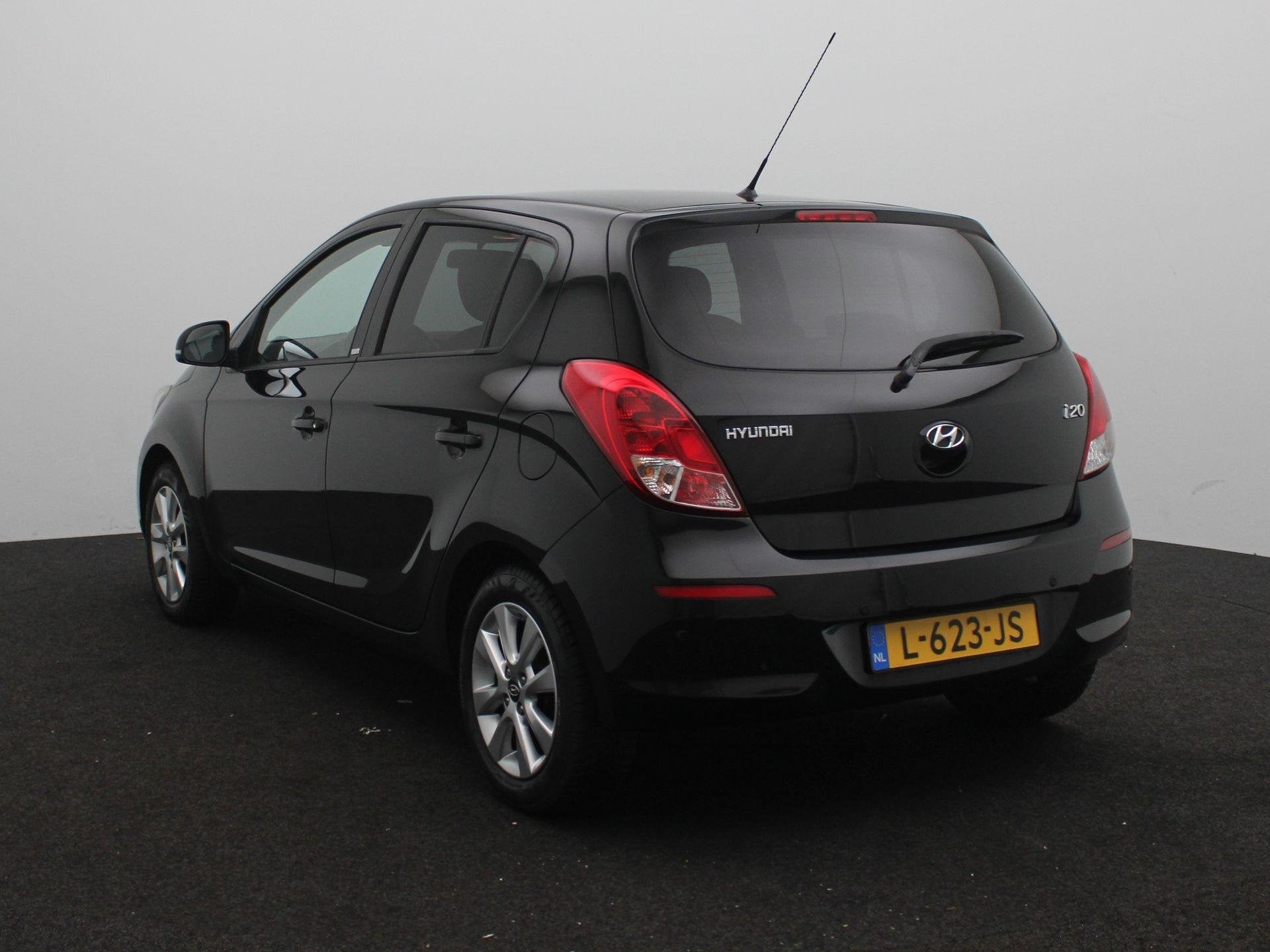 Hyundai i20 1.4i i-Motion | Airconditioning | Cruise Control, Auto's, 4 cilinders, Zwart, LED verlichting, Geïmporteerd