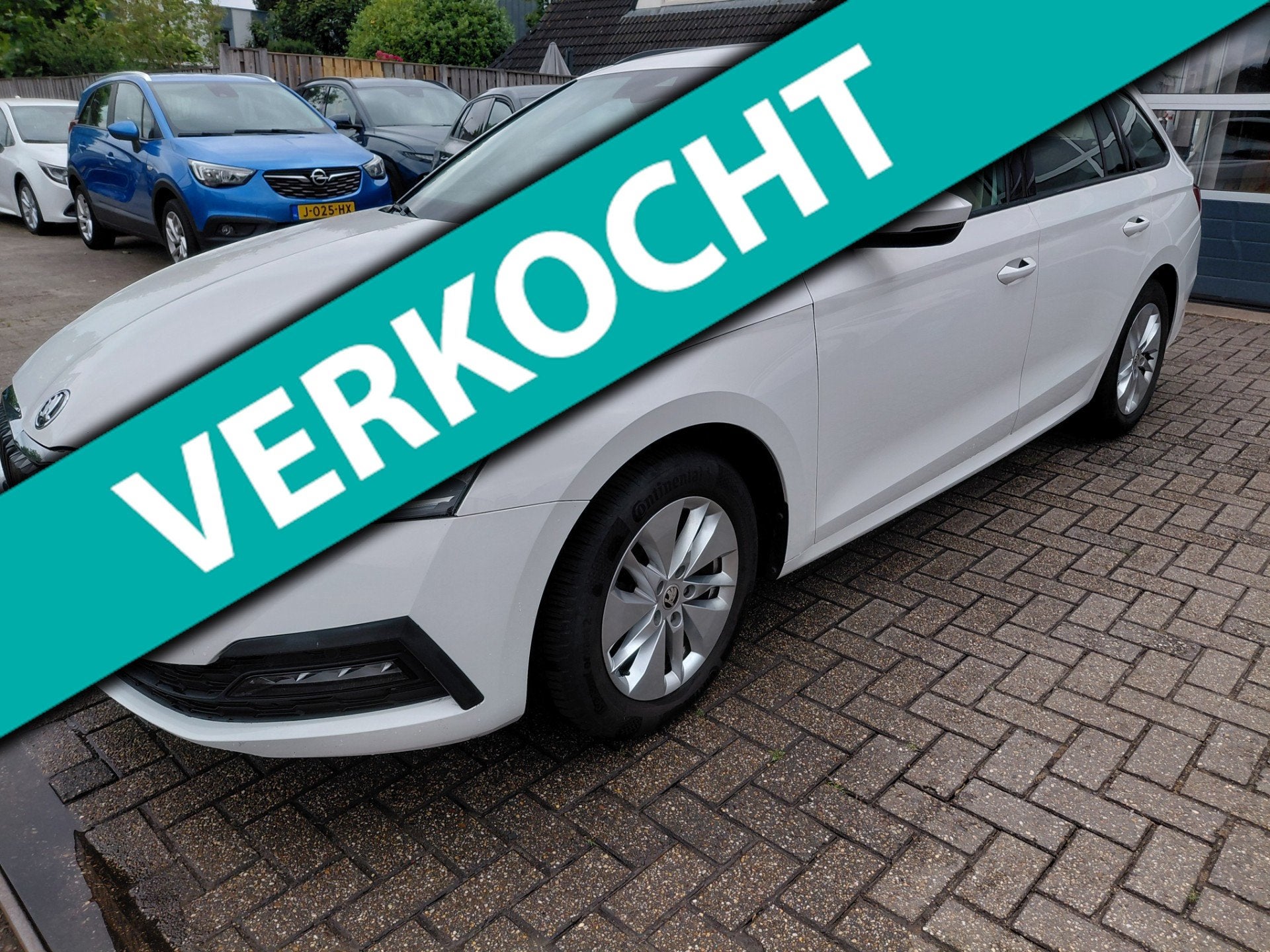 Skoda Octavia Combi 1.0 e-TSI Business Edition, Gebruikt, Euro 6, Hybride Elektrisch/Benzine, 3 cilinders