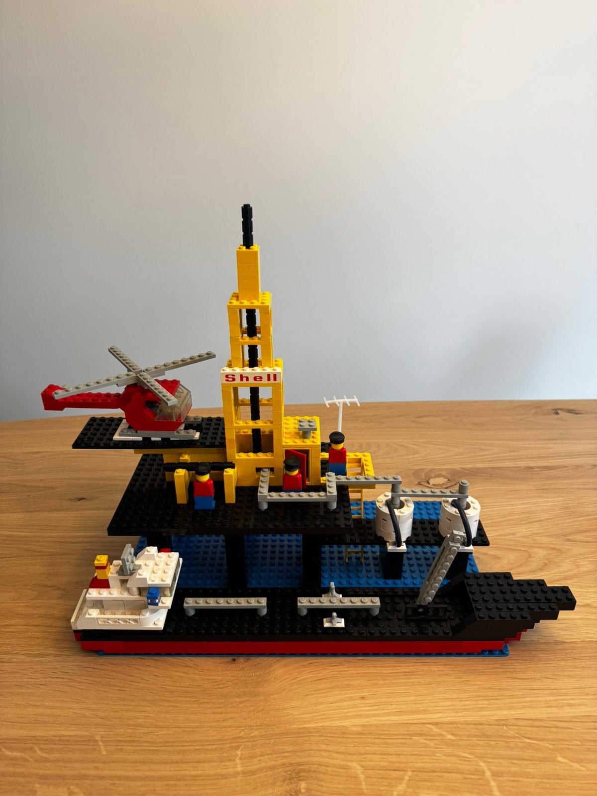 LEGO set 373 Offshore Rig with Fuel Tanker, Lego, Ophalen of Verzenden, Zo goed als nieuw, Complete set