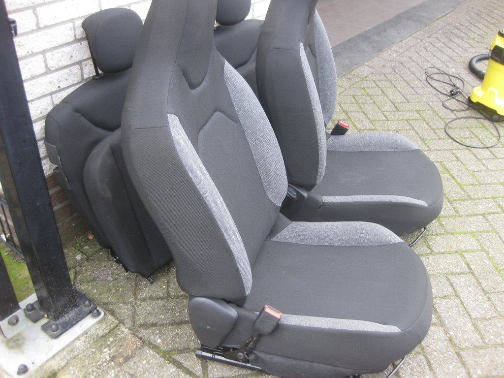 interieur, stoel, bank, toyota aygo x  bouwjaar 2024, Auto-onderdelen, Ophalen of Verzenden, Nieuw, Toyota
