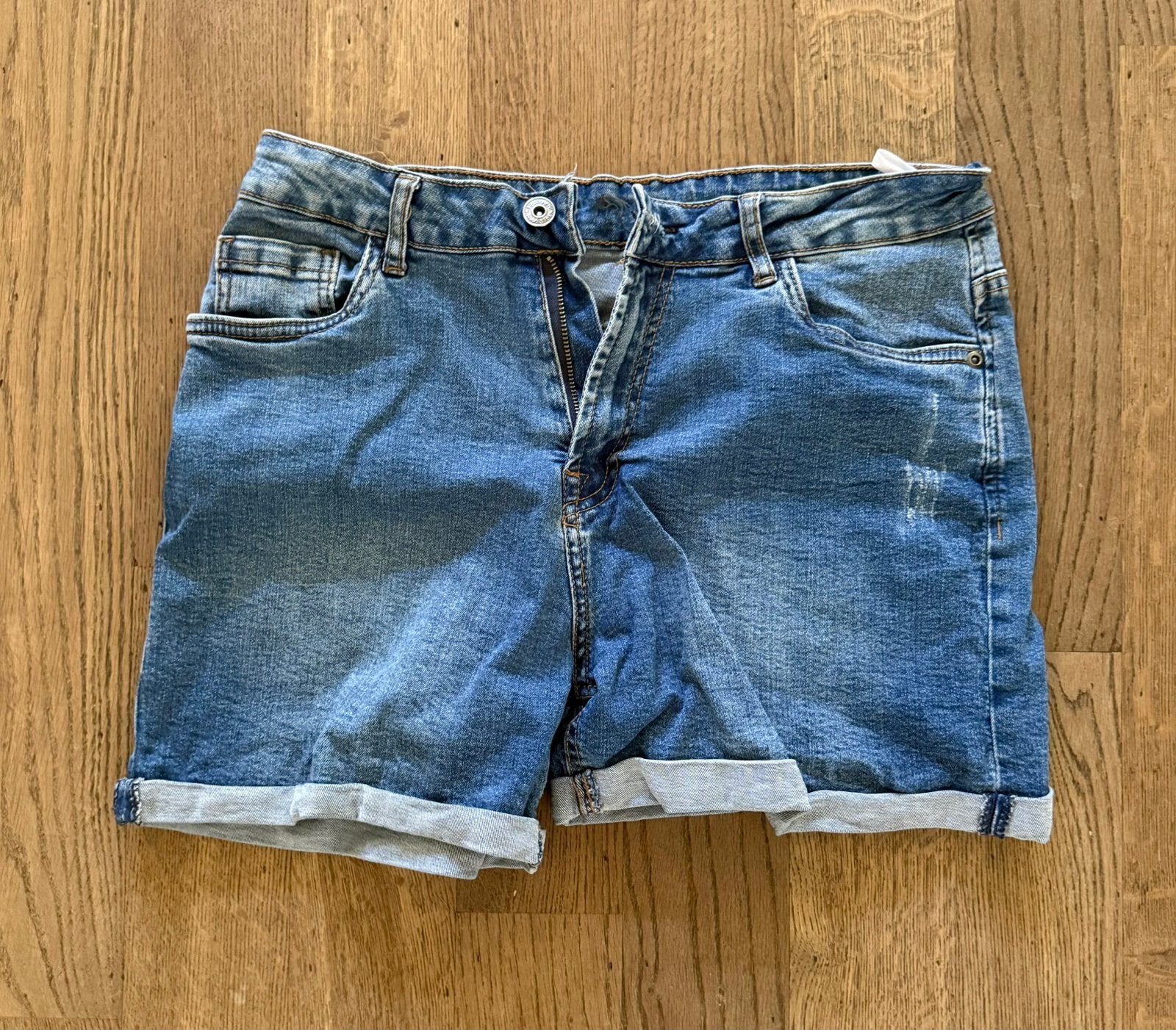 Korte broek, Kleding | Dames, Ophalen of Verzenden, Zo goed als nieuw, Blauw, W30 - W32 (confectie 38/40)