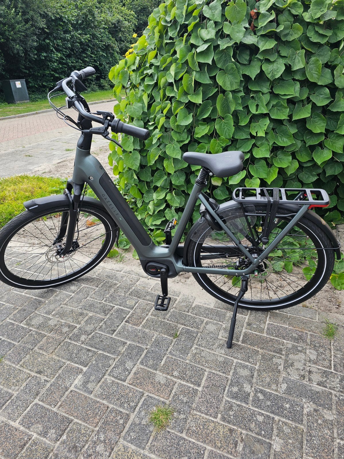 Gazelle Grenoble C5 First Edition  Bouwjaar 2026 Model 2027, Fietsen en Brommers, Elektrische fietsen, Zo goed als nieuw, Gazelle