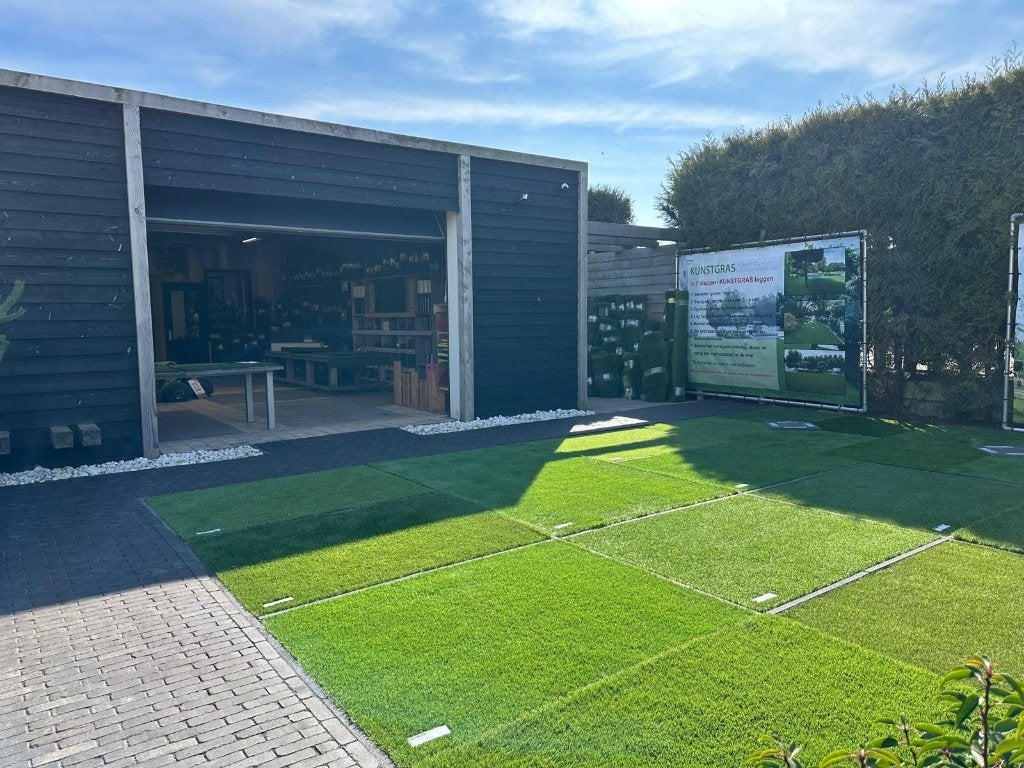 2 meter en 4 meter kunstgras reststukken tot wel 50% korting, Tuin en Terras, Gras en Kunstgras, Ophalen of Verzenden, Nieuw, 20 m² of meer