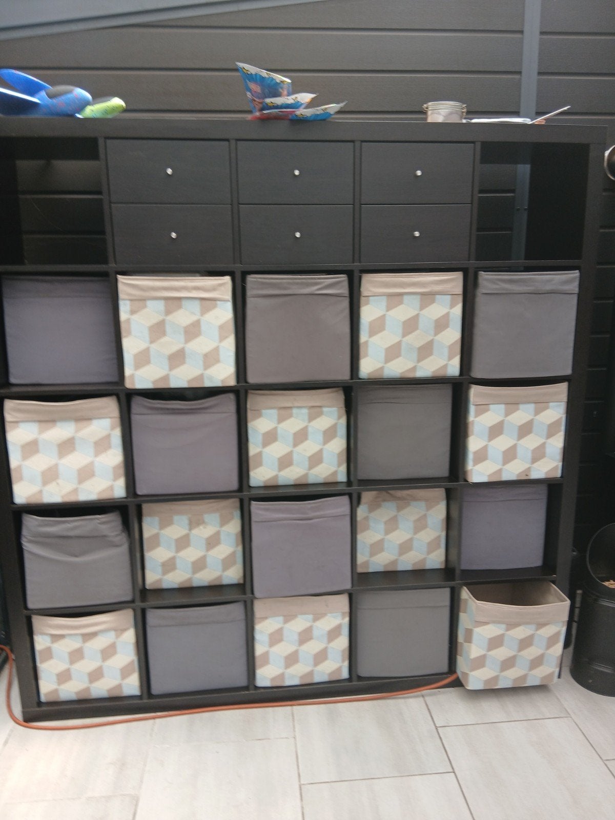 IKEA Kallax kast met lades en opbergboxen, Ophalen, Met plank(en), Gebruikt, Modern, functioneel