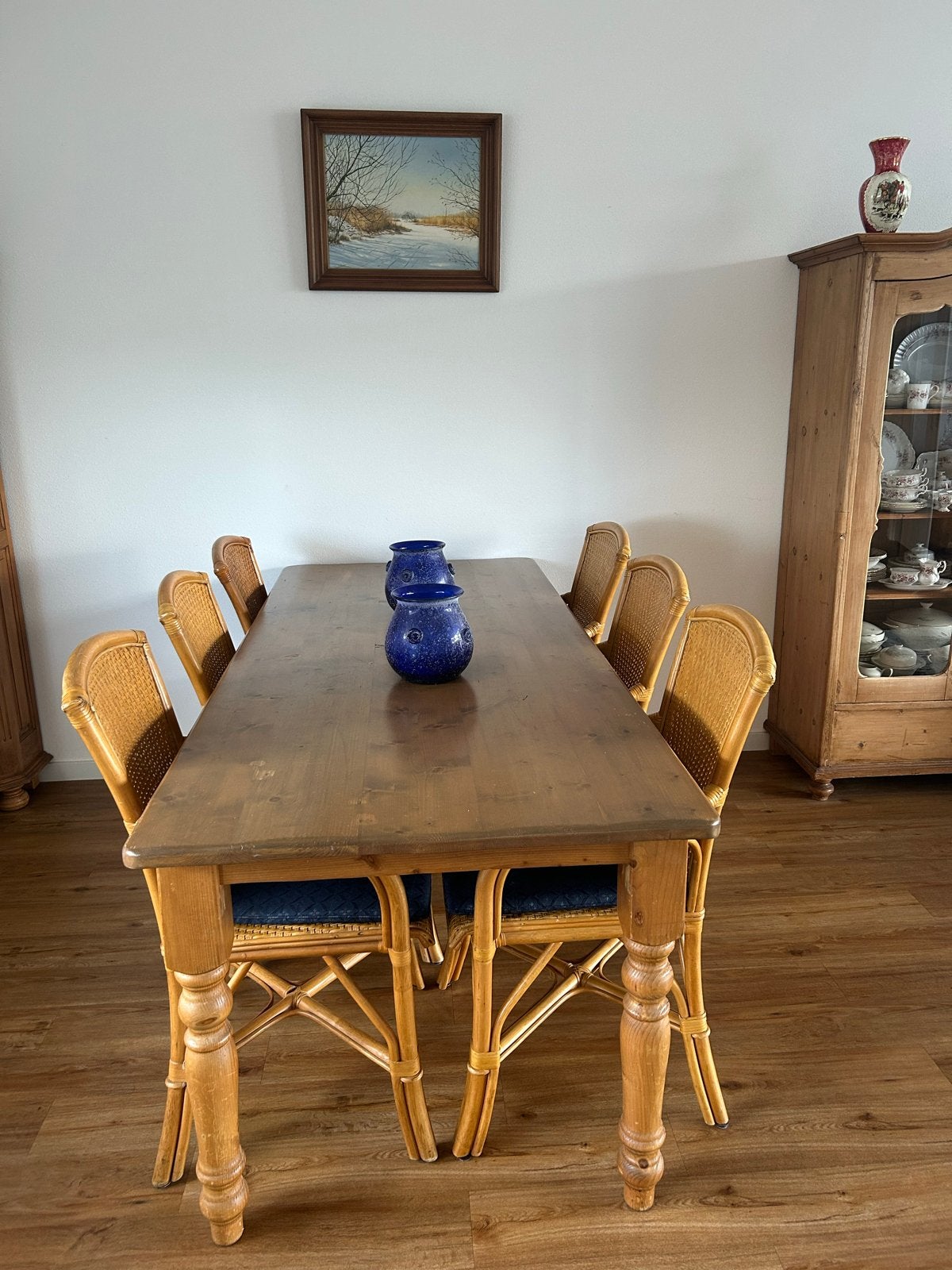 Gratis eetkamerset: 2m tafel met 6 rieten stoelen, Ophalen, Zo goed als nieuw, 4 tot 6 stoelen