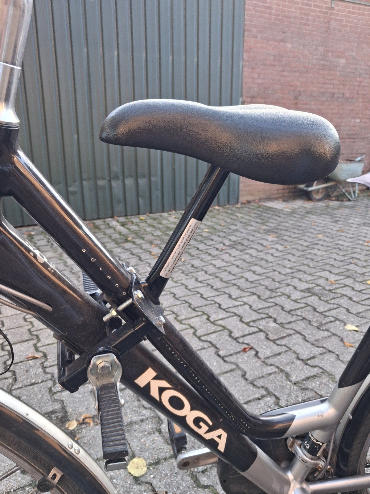 Zadel op stang voor damesfiets met spaakbeschermer, Ophalen of Verzenden, Gebruikt, Voorzitje, Voetsteuntjes