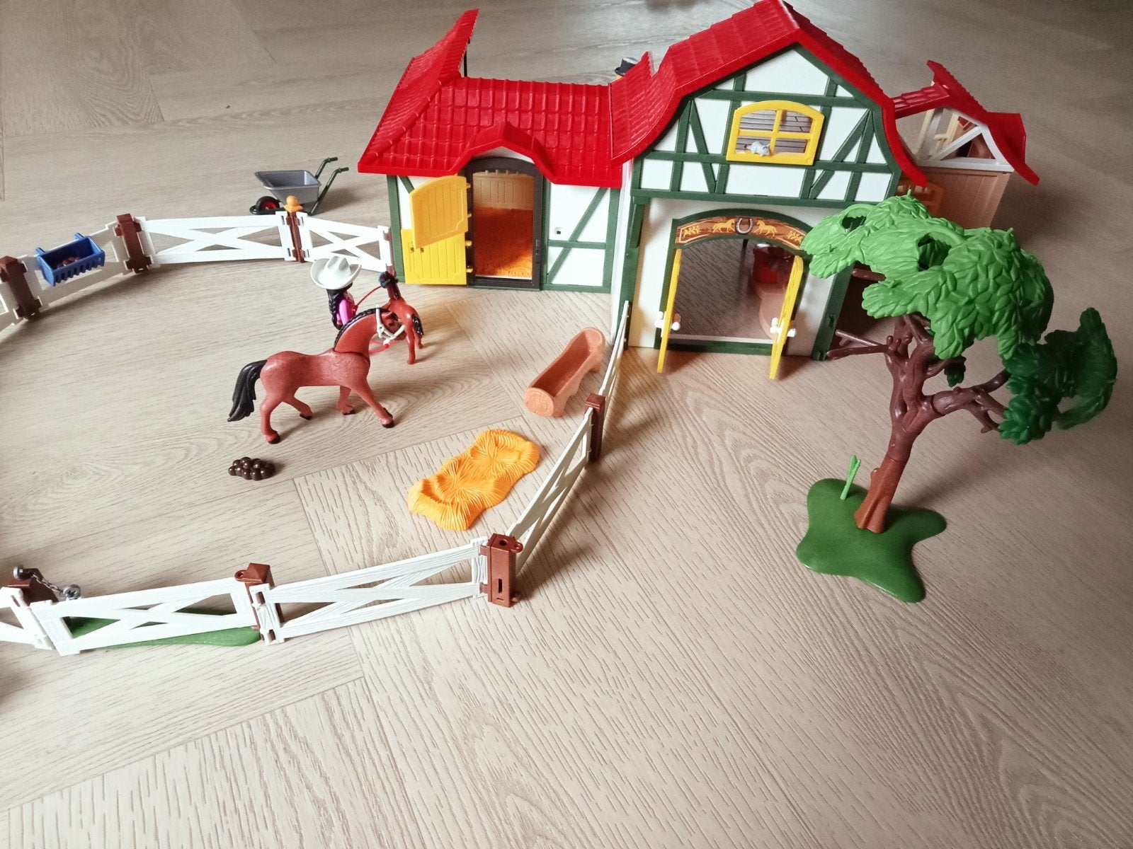Playmobil Paardenstal met accessoires, Ophalen, Gebruikt, Jongen of Meisje