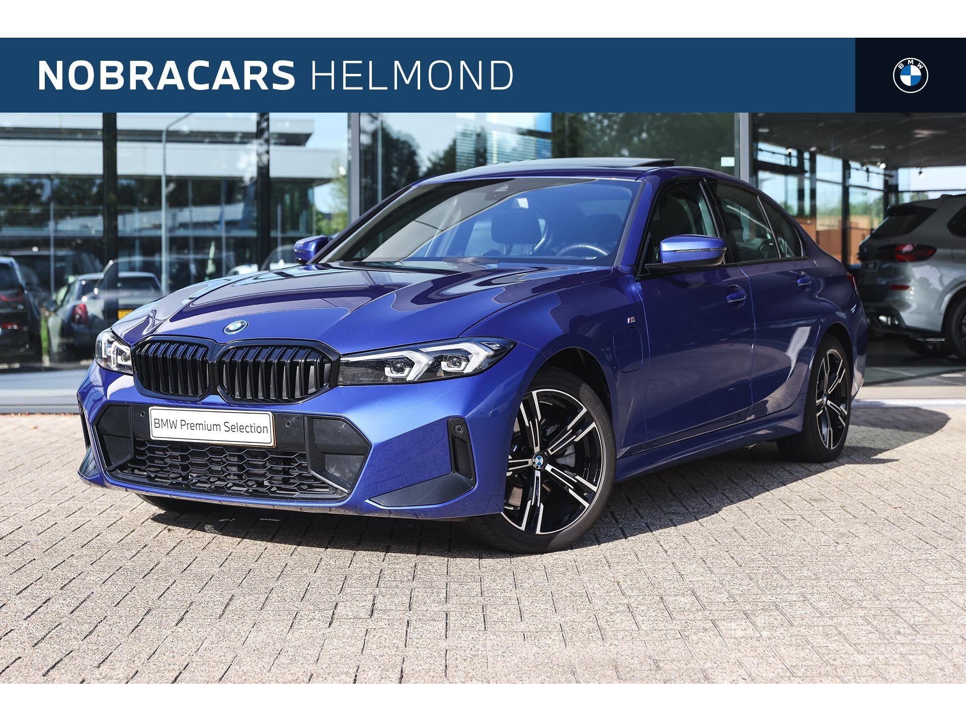 BMW 3 Serie 330e M Sport Automaat / Trekhaak / Schuif-kantel