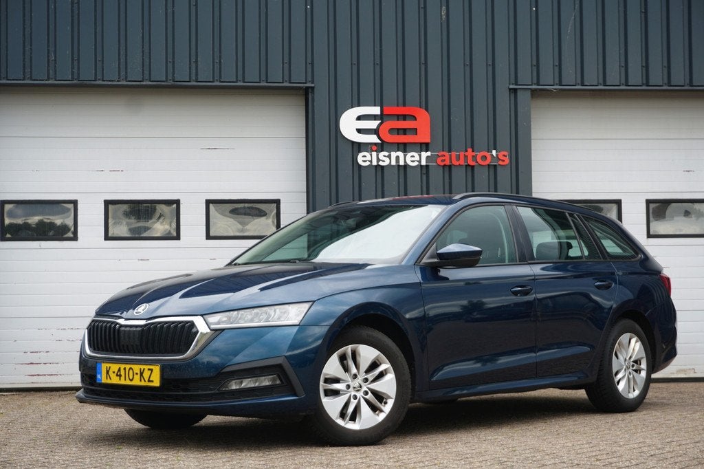 Skoda Octavia Combi 1.0 e-TSI AUTOMAAT Business Edition | TR, Auto's, Stof, Gebruikt, Met garantie (alle), Blauw