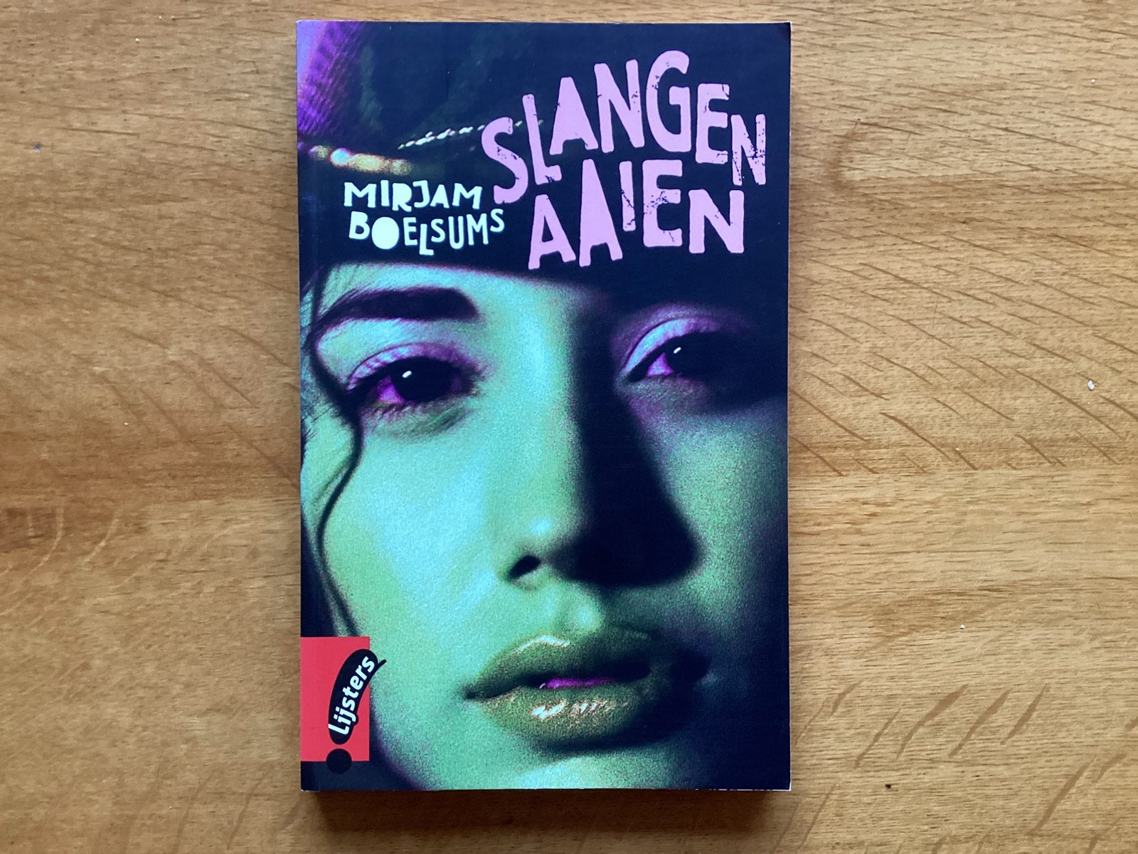 Slangen aaien. Mirjam Boelsums, Boeken, Ophalen of Verzenden, Zo goed als nieuw