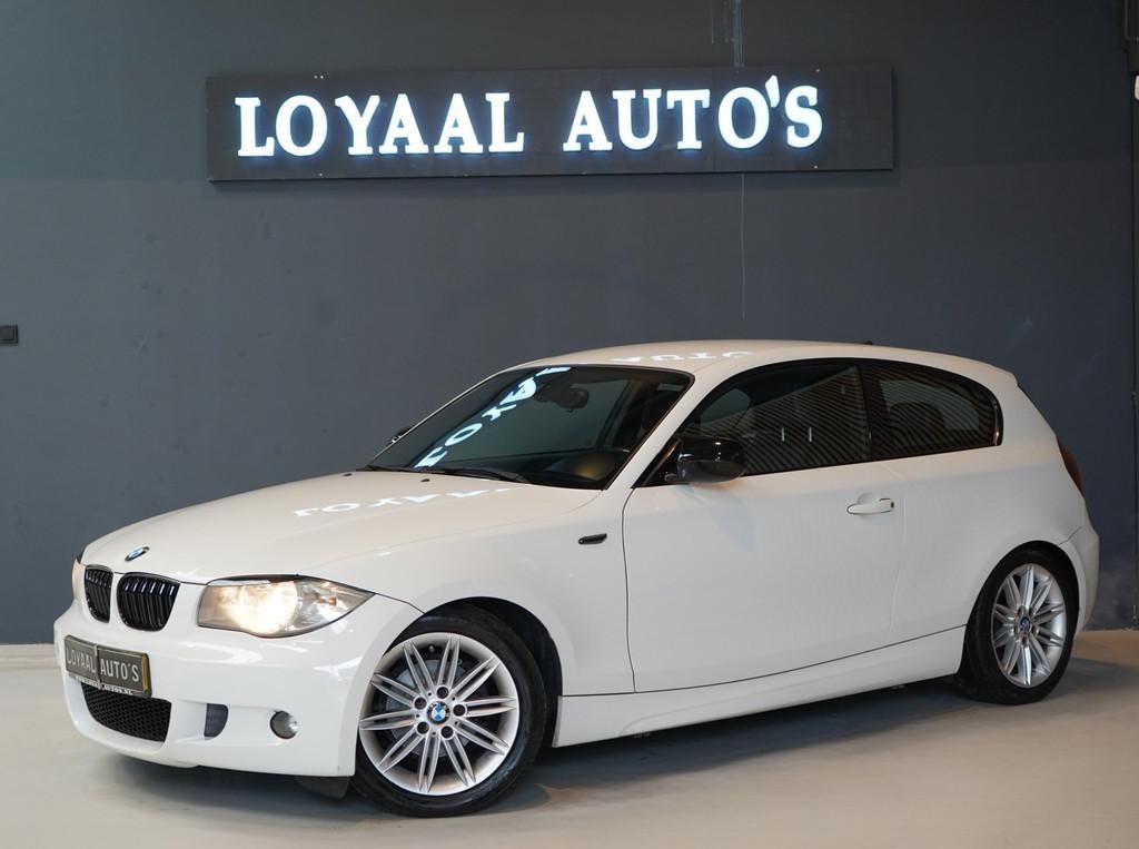 BMW 1-serie 116i Business Line Sport M-Pakket| AIRCO | APK|E, Auto's, 1-Serie, Euro 5, Achterwielaandrijving, 4 cilinders