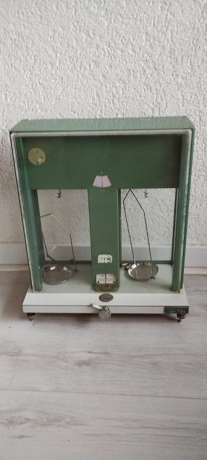 Vintage Apothekersweegschaal - Groen, Antiek en Kunst, Ophalen