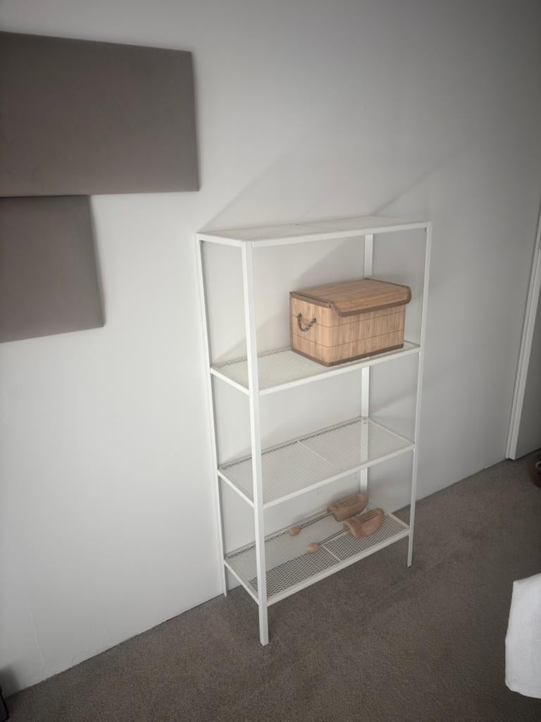 Ikea Baggebo open kastje, Ophalen, Zo goed als nieuw