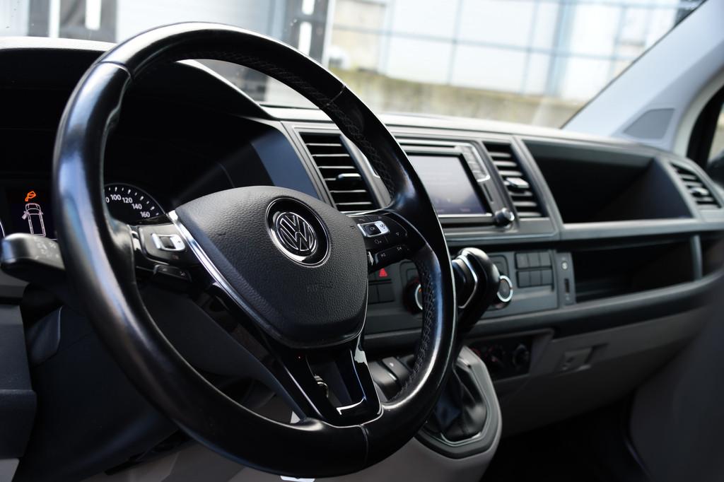 Volkswagen Transporter 2.0 TDI L2H1 DC 4Motion Highline Blac, Automaat, Gebruikt, 4 cilinders, 2500 kg