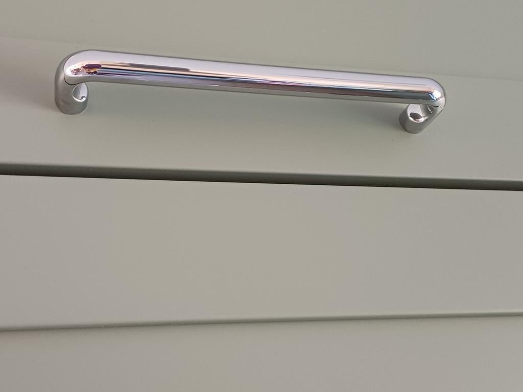 16 keuken greepjes -slechts 3 mnd. oud!, Minder dan 50 cm, Nieuw, Ophalen of Verzenden, Minder dan 25 cm