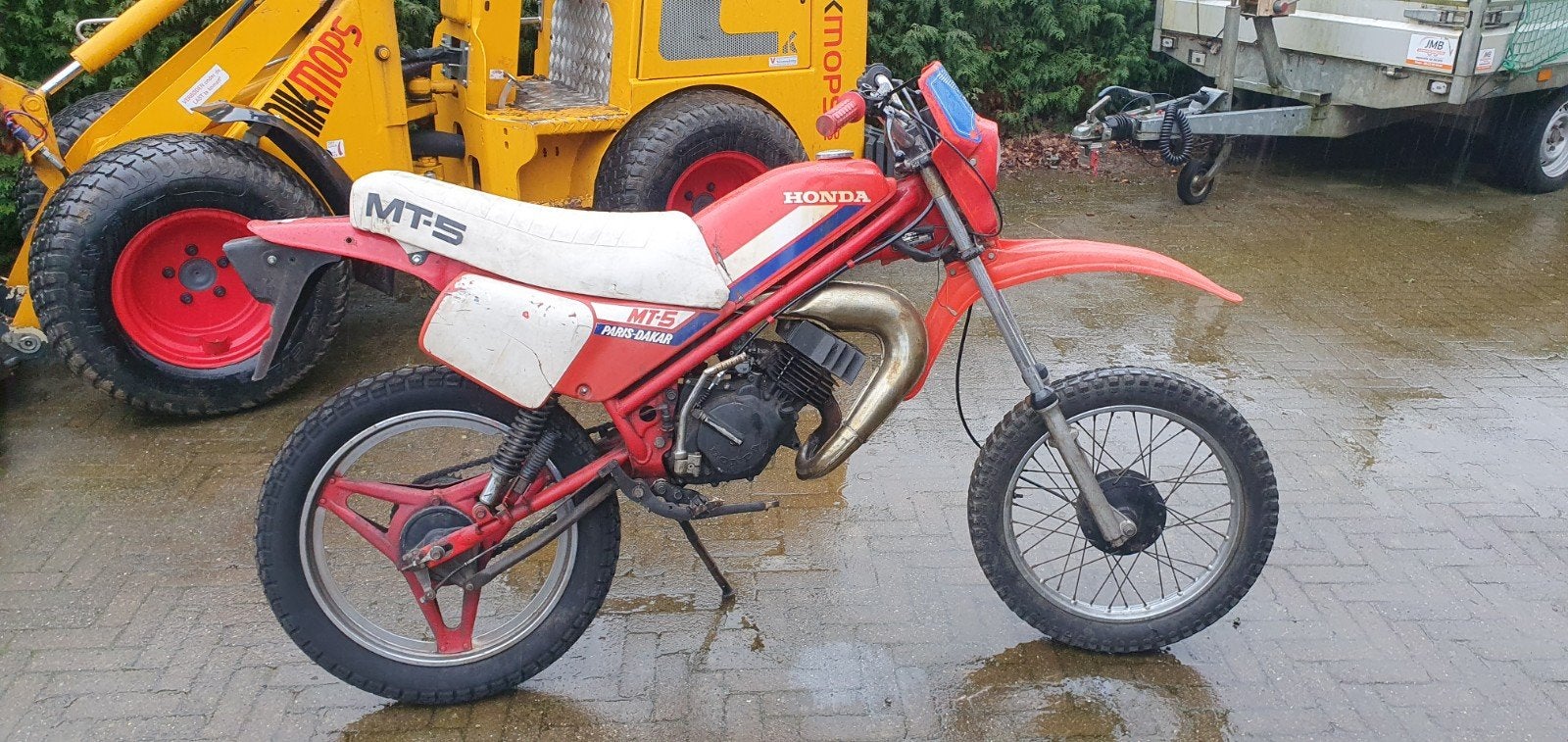 Te koop honda mt5 49cc loopt netjes Schakelt goed 4x Geen p, Fietsen en Brommers, Ophalen, MT