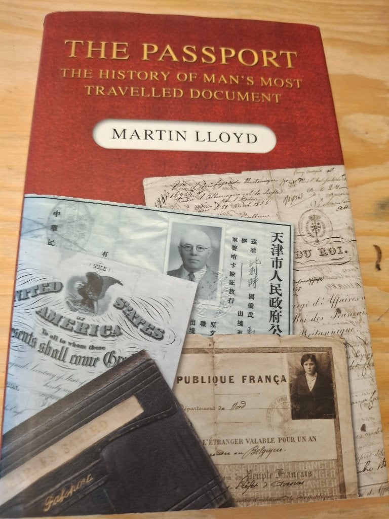 The passport The history of man's most travelled document, Gelezen, Martin lloyd, Non-fictie, Verzenden