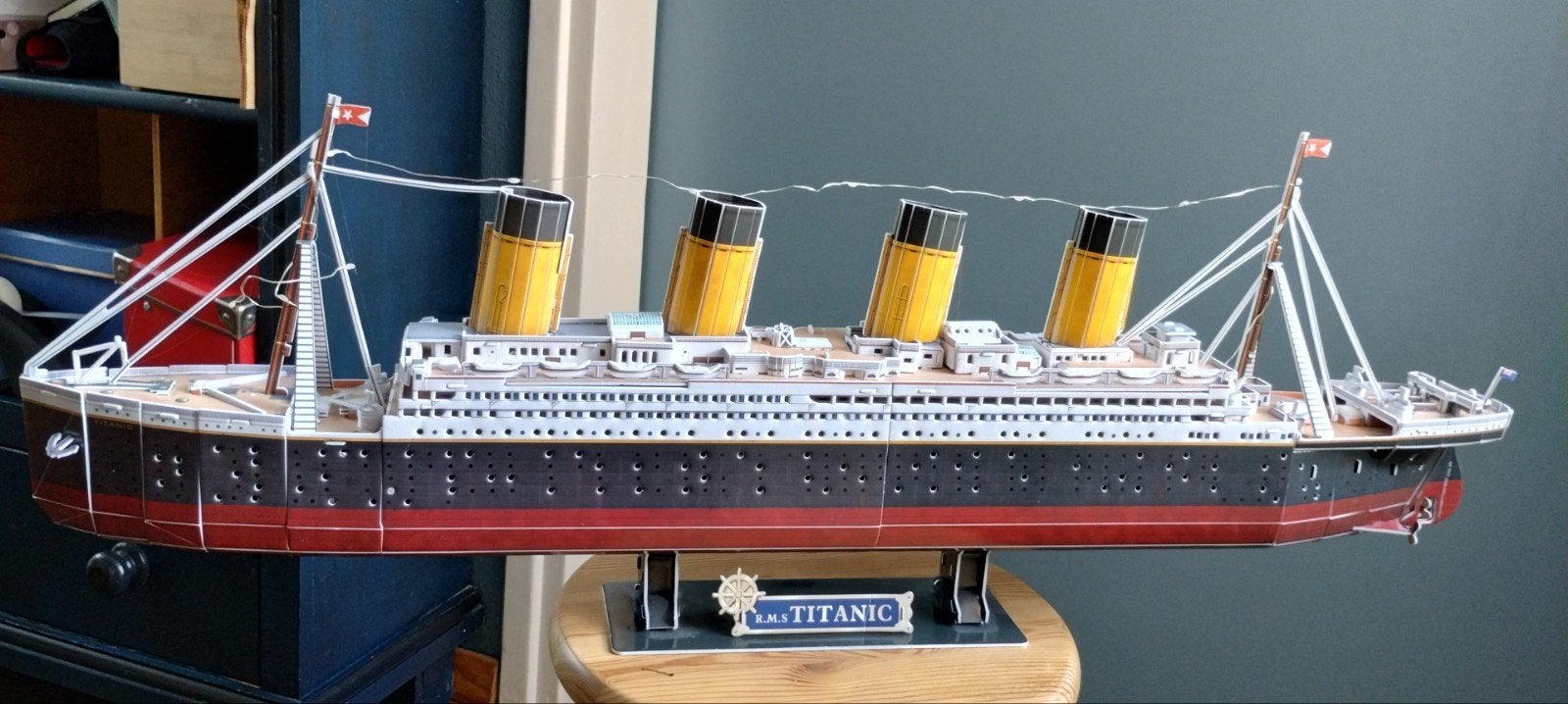 RMS Titanic 3D Puzzel Model. Van karton., Hobby en Vrije tijd, Modelbouw | Boten en Schepen, Ophalen, Gebruikt, Groter dan 1:32