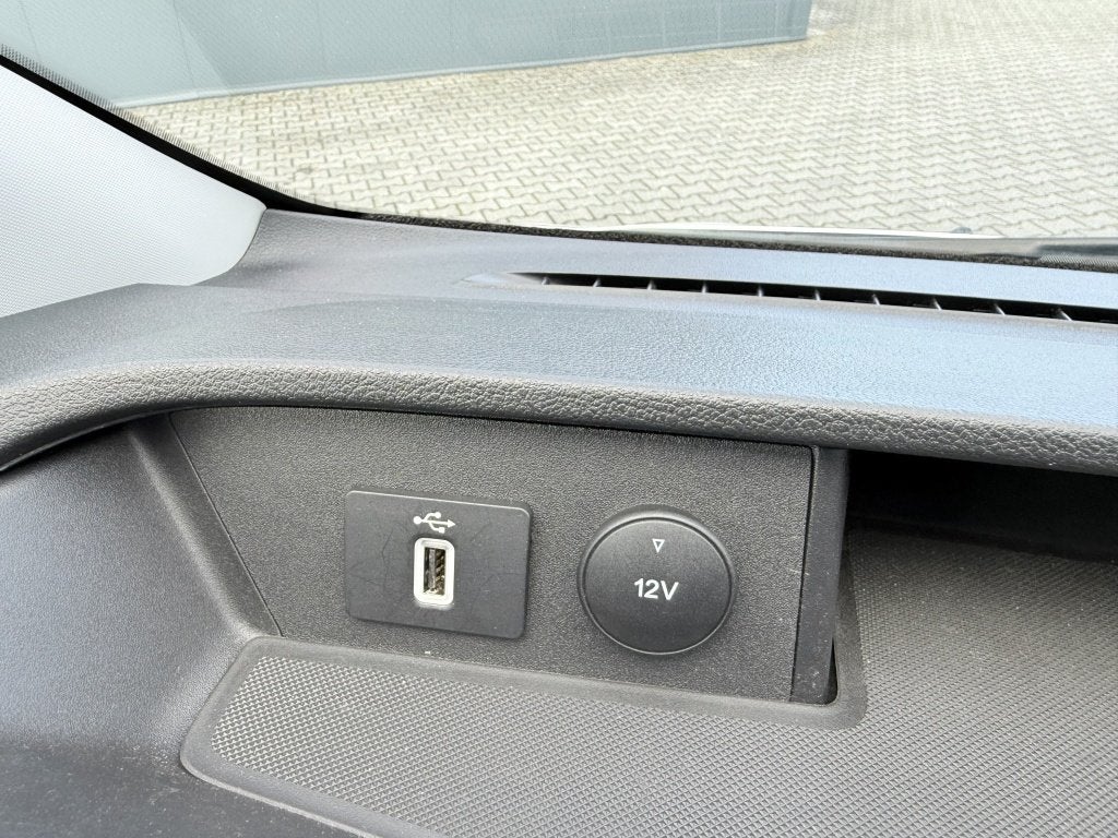 Foto 16 van Ford Transit Custom SPORT 320 2.0 TDCI 170PK L2H1 VOLL AUTOM