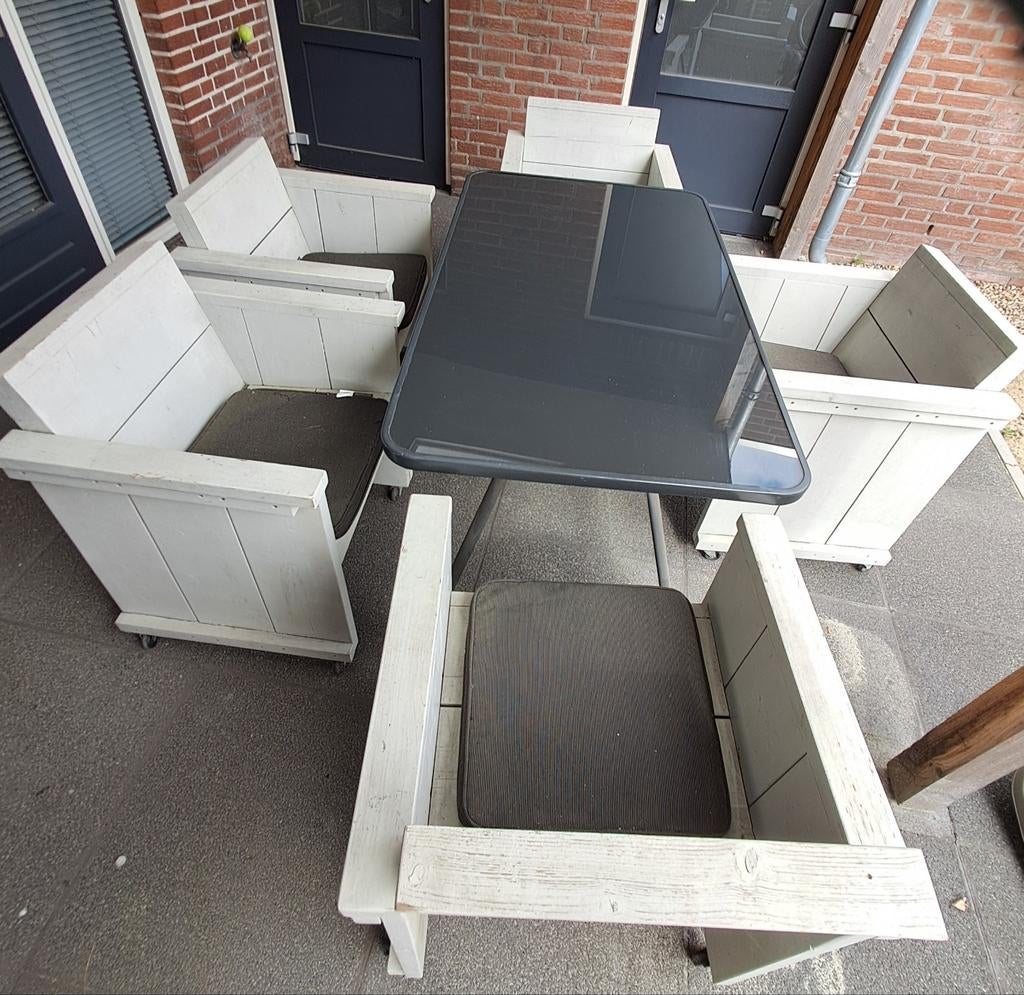 5 steigerhouten stoelen en tuintafel gratis ophalen, Tuin en Terras, Tuinstoelen, Ophalen, Gebruikt, Hout