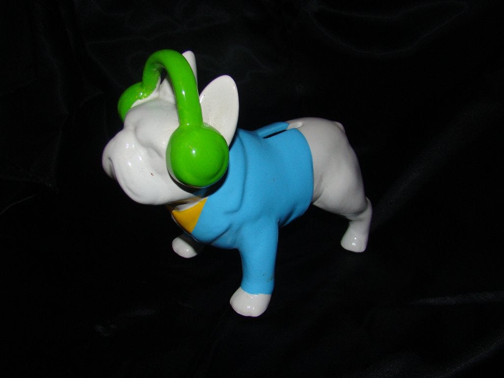 spaarpot hond wit met blauw trui  franse bull dog, Ophalen of Verzenden, Zo goed als nieuw, Steen, Aardewerk of Keramiek, Dier