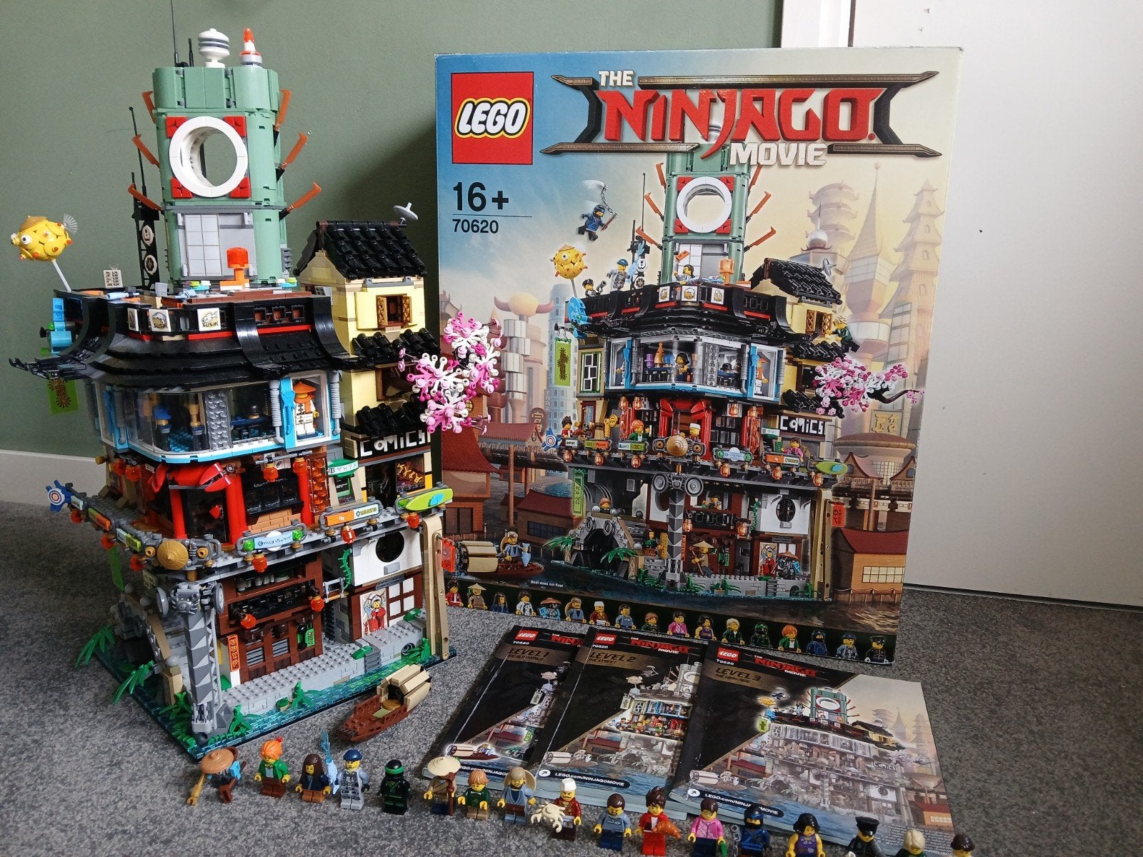 Lego ninjago city 70620 in uitstekende staat, Kinderen en Baby's, Speelgoed | Duplo en Lego, Ophalen of Verzenden, Zo goed als nieuw