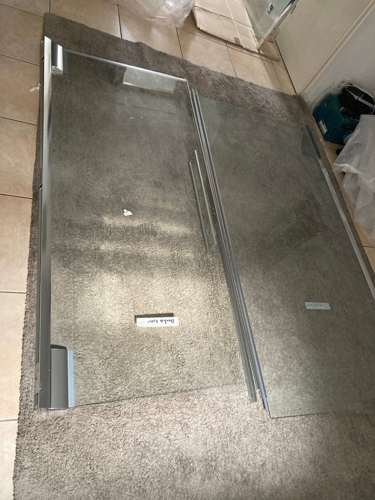 Douchedeur van glas, zo goed als nieuw, Huis en Inrichting, Ophalen, Zo goed als nieuw, Met douche