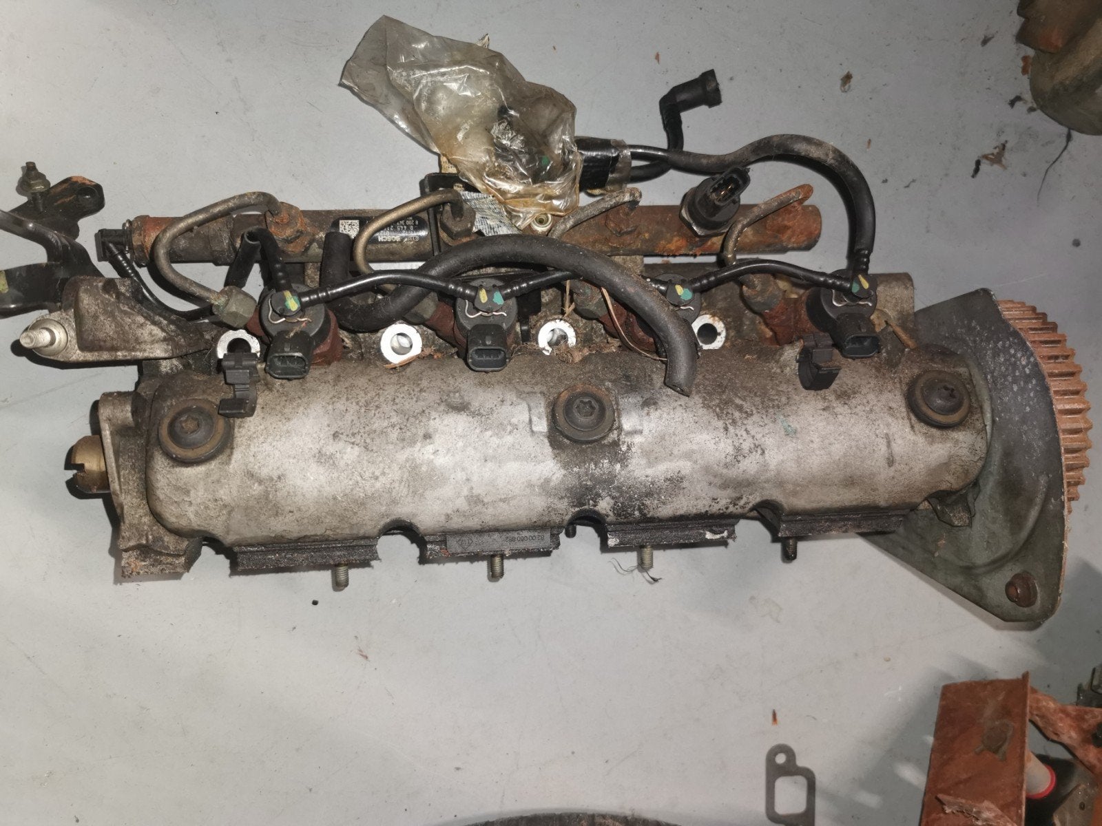 Cilinderkop Renault 1.9 DCI, Auto-onderdelen, Ophalen of Verzenden, Gebruikt, Universele onderdelen