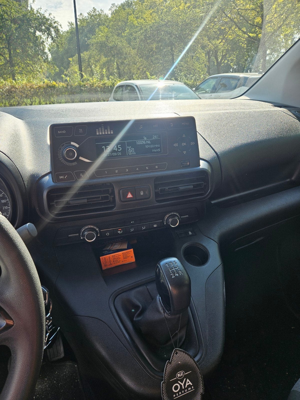 Opel Combo Cargo GB 1.5 Diesel 102pk S/S L1h1 2019 Wit, Auto's, Voorwielaandrijving, 1350 kg, 1295 kg, 4 cilinders