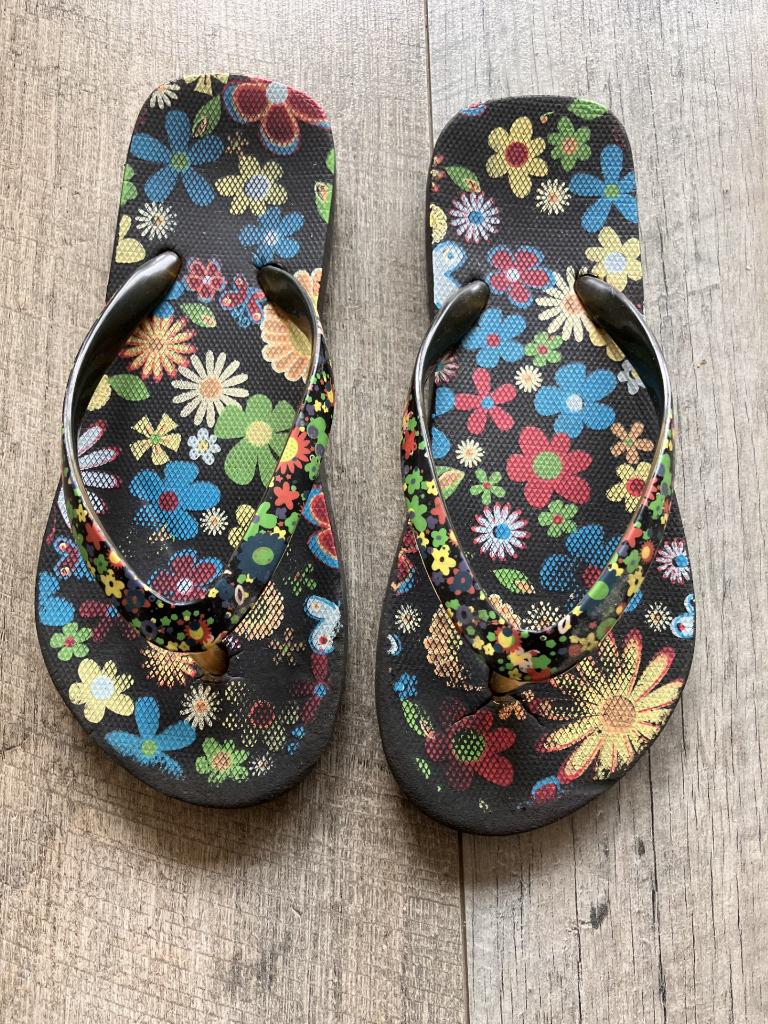 Meidenslippers (maat 26), Gebruikt, Meisje, Overige typen, Ophalen of Verzenden
