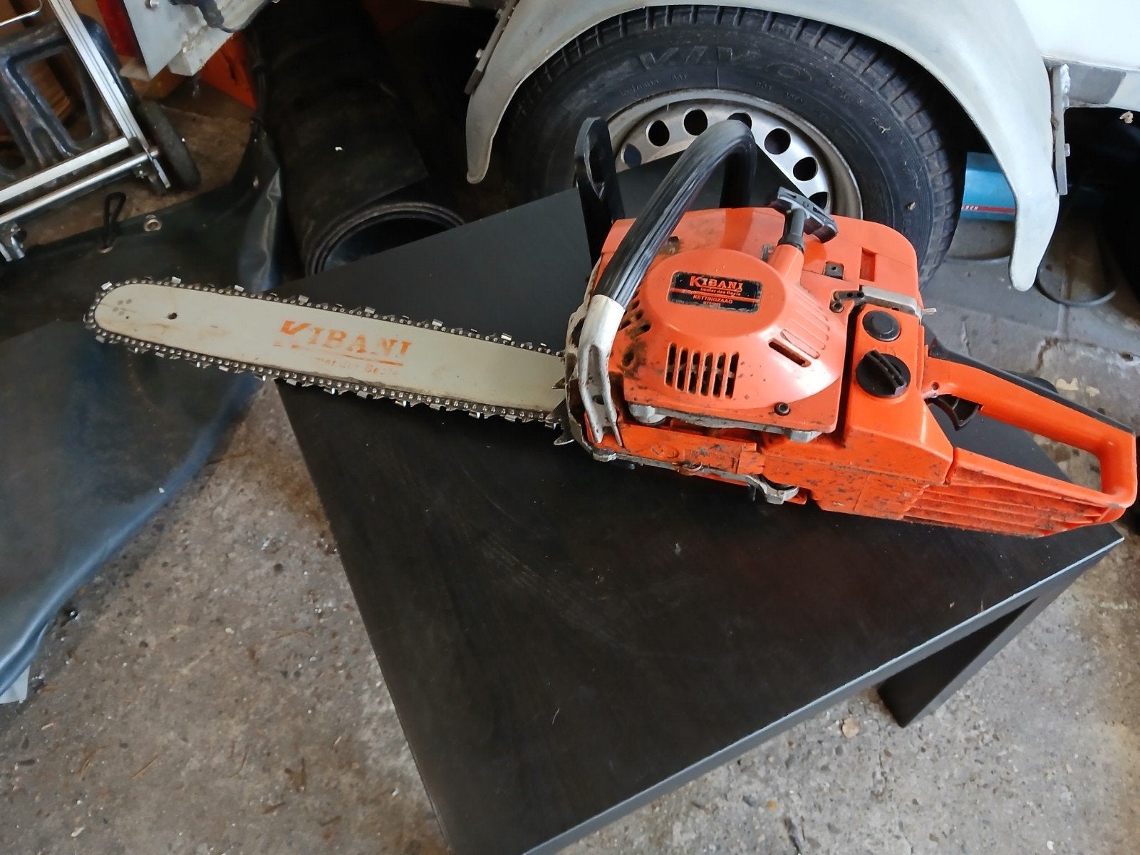 BENZINE KETTING ZAAG GROOT MODEL, Ophalen