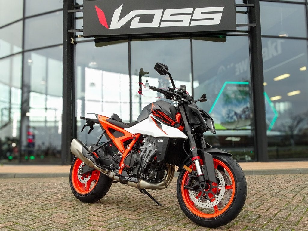 KTM 990 DUKE R (bj 2026), Bedrijf, KTM SPORTMOTORCYCLE NEDERLAND, Achterbroek 11 - unit 8
6596 MP  Milsbeek, NL, Wessel.peters@ktm.com