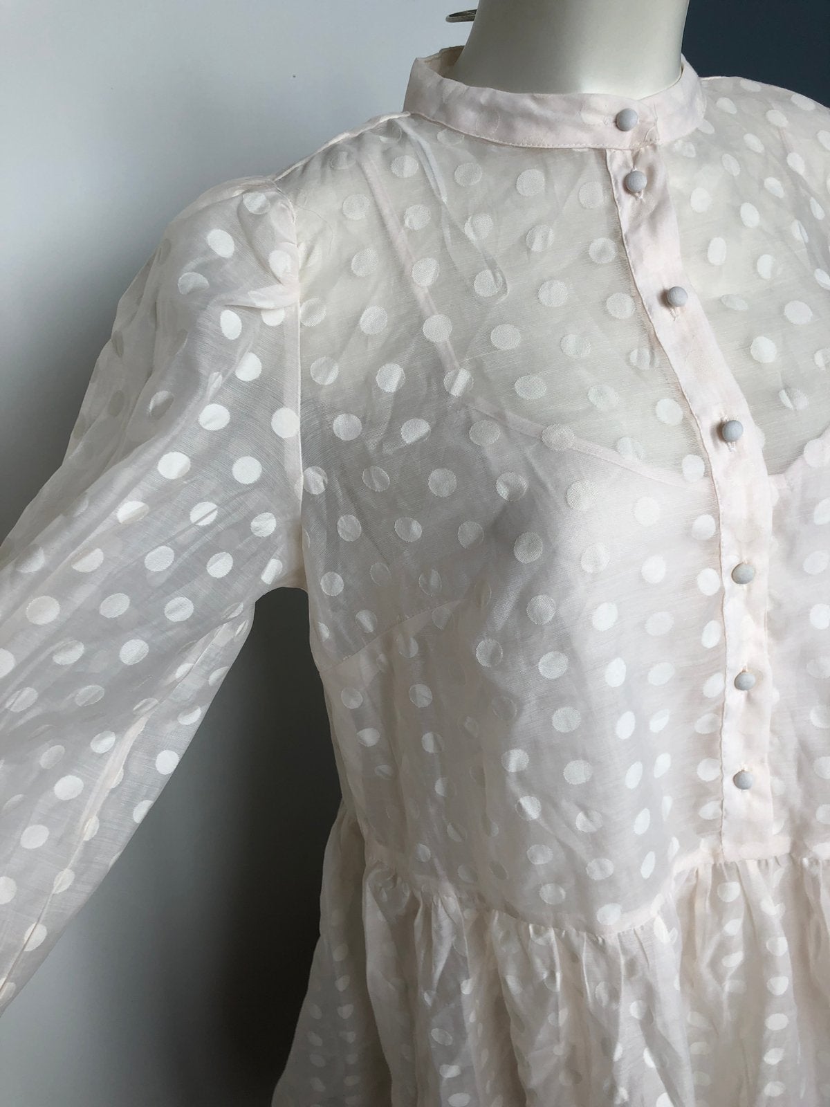 H&m lichtroze stippen lieflijk jurkje m, Maat 38/40 (M), Ophalen of Verzenden, Zo goed als nieuw, Knielengte