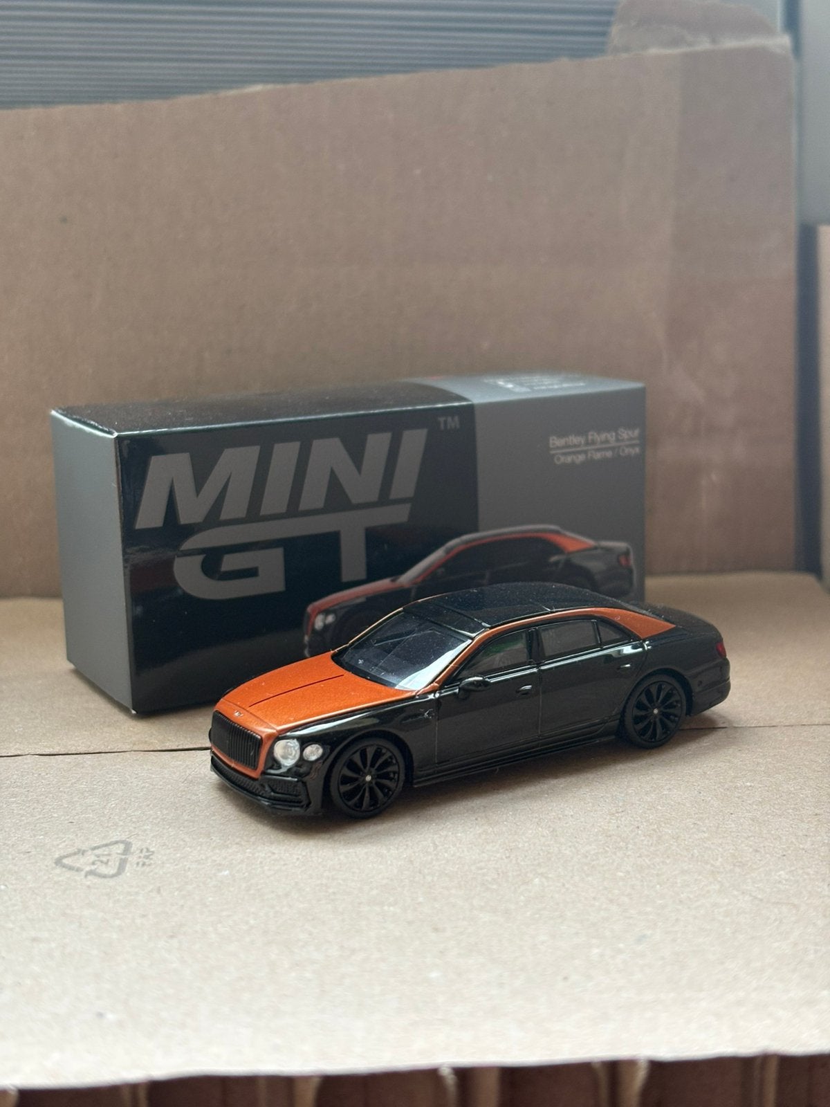Mini Gt Bentley Flying Spur 1/64,, Ophalen of Verzenden, Zo goed als nieuw, Auto