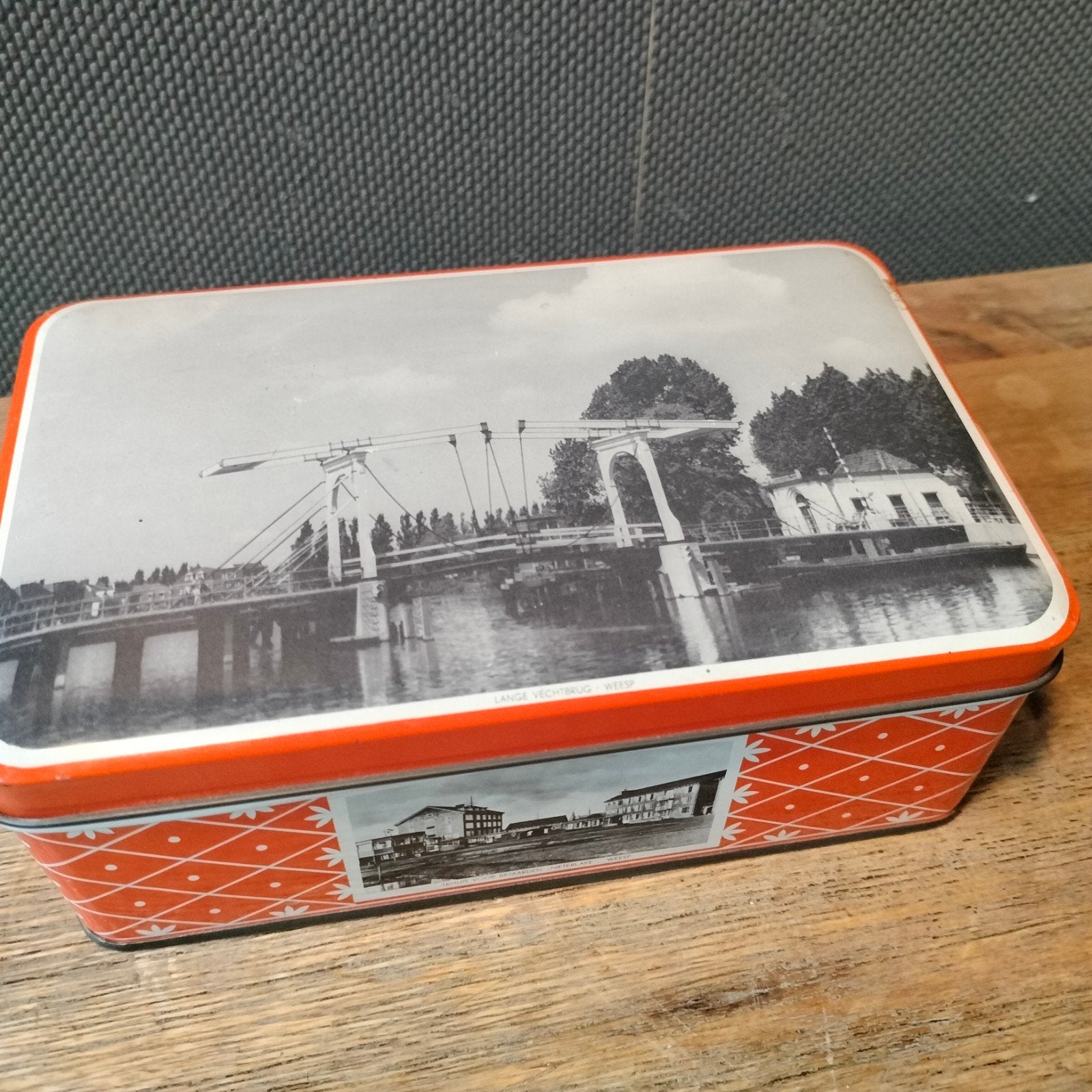 Vintage koekblik WEESP, Ophalen of Verzenden, Gebruikt, Koek(jes)