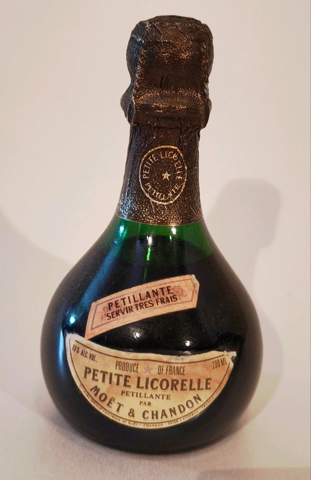 Vintage Moët & Chandon Petite Licorelle (200ml), Ophalen of Verzenden, Nieuw, Frankrijk, Champagne