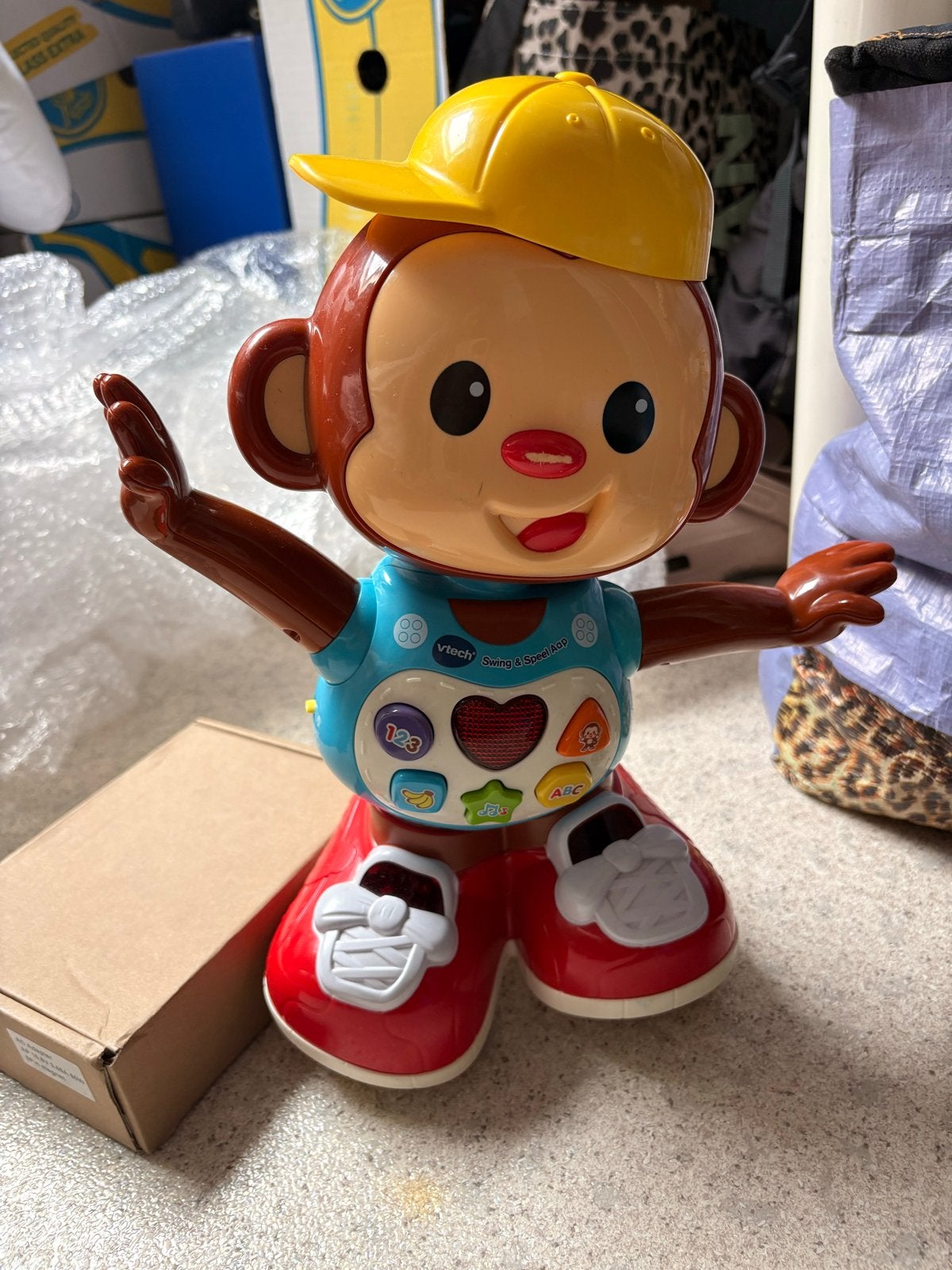VTech Swing & Swirl Aapje - Interactief Speelgoed, Ophalen of Verzenden, Zo goed als nieuw, Overige typen, Met licht