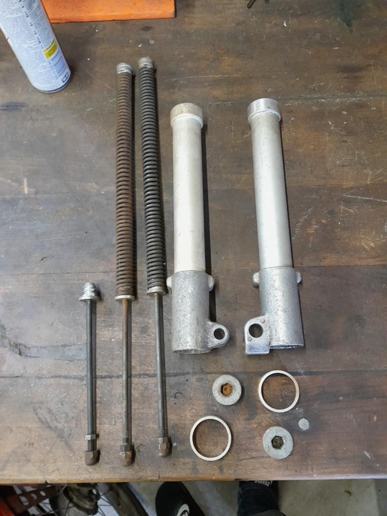 Kreidler gt hondekop voorvork onderpoten met binnenwerk, Fietsen en Brommers, Ophalen of Verzenden, Gebruikt, Frame