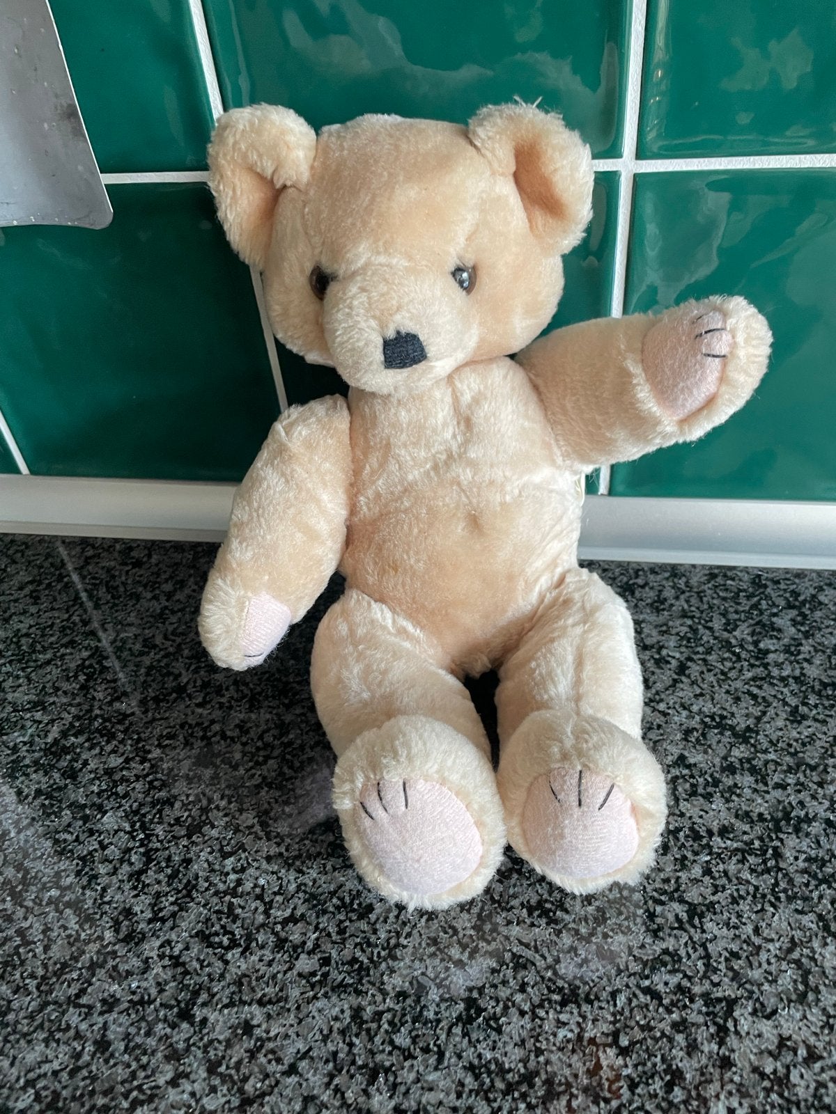 Leuke knuffels: beer, knuffeldoekjes en avocado, Kinderen en Baby's, Gebruikt, Beer, Ophalen of Verzenden, Middelgroot (20 tot 80 cm)